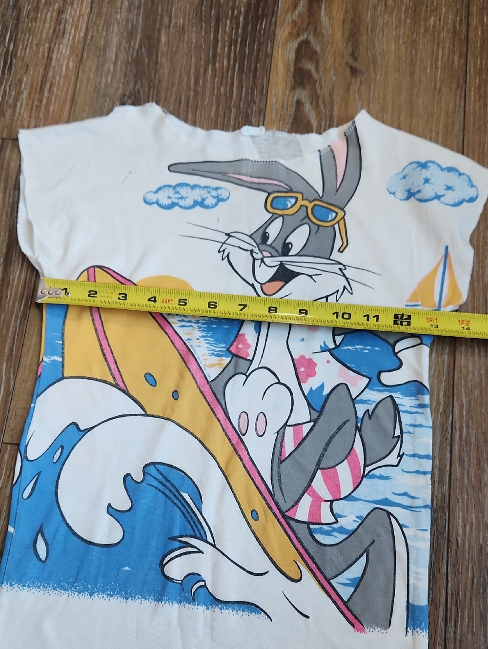Vintage Bugs Bunny Surfing Kids Tee - Picture 6 of 9